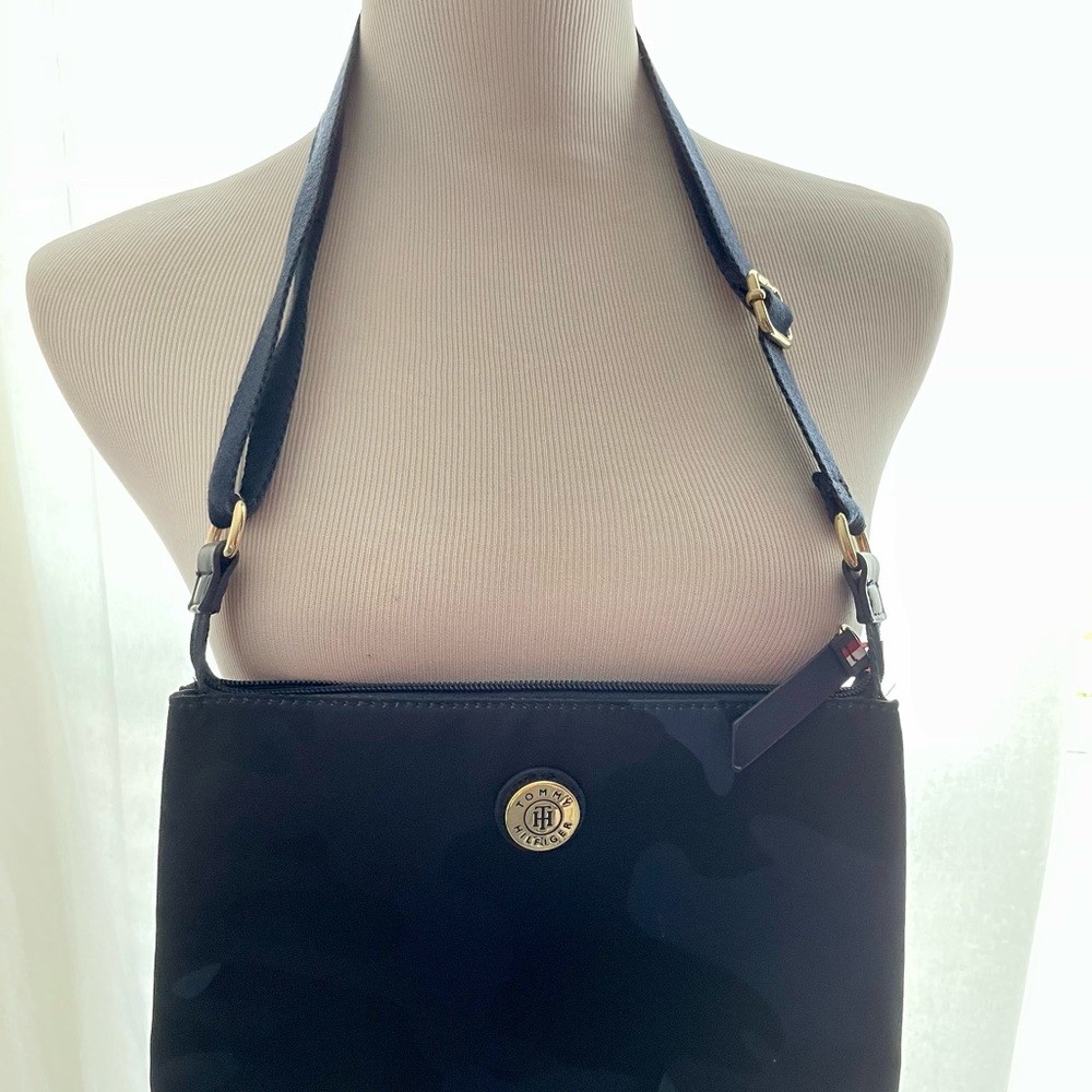 TOMMY HILFIGER Camo Crossbody Purse